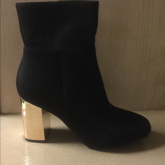 LAST 1❤️GORGEOUS BETANI SUEDE BOOTIE - Picture 6 of 6